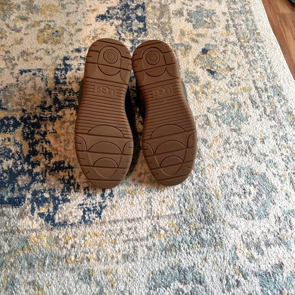 UGG Snow Booties - Picture 4 of 5